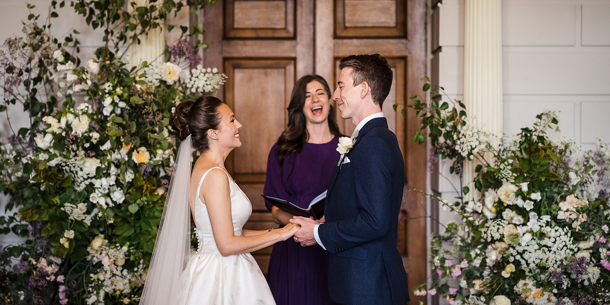 Celebrant ceremony conducted by Laura Gimson at Davenport House