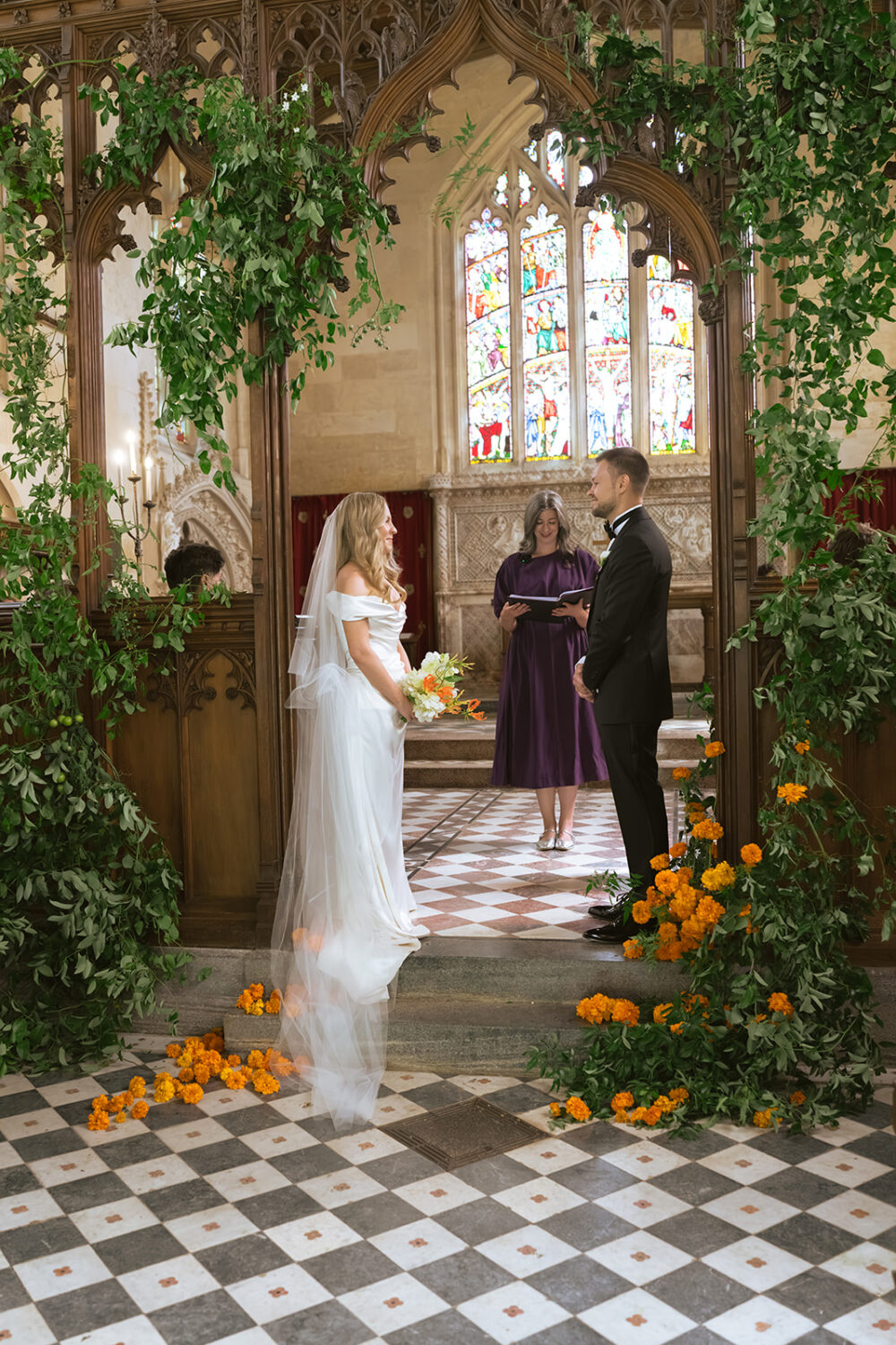 Celebrant Laura Gimson conducts Sudeley Castle wedding